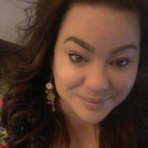 Meet your Posher, Crystal